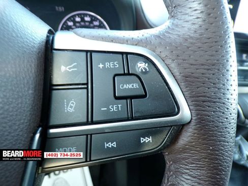 Used 2021 Toyota Sienna Limited image 27