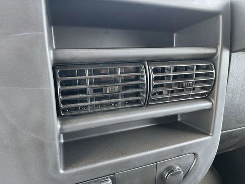 New 2025 GMC Savana 2500 Extended w/ Driver Convenience Package RWD image 22