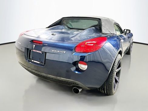 Used 2007 Pontiac Solstice Convertible w/ Premium Package RWD image 8
