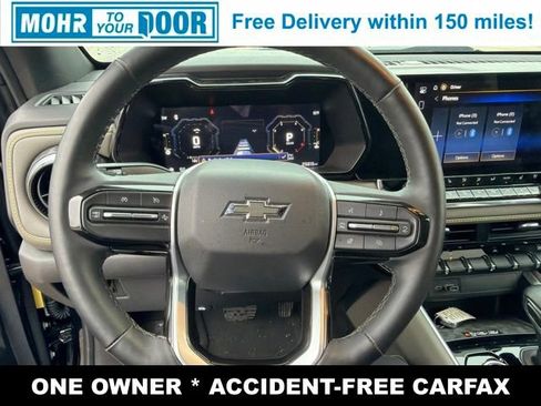 Used 2024 Chevrolet Colorado ZR2 w/ ZR2 Convenience Package III AWD/4WD image 15