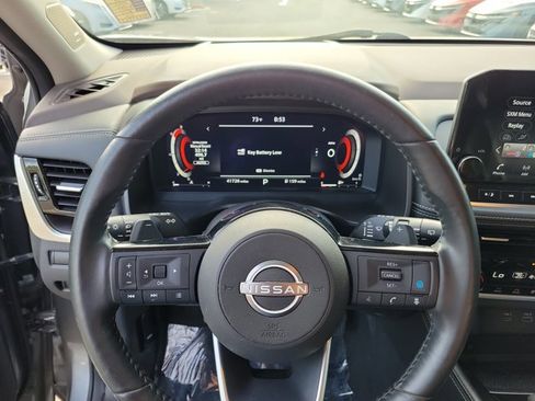 Used 2023 Nissan Rogue Platinum w/ Platinum Premium Package AWD/4WD image 24