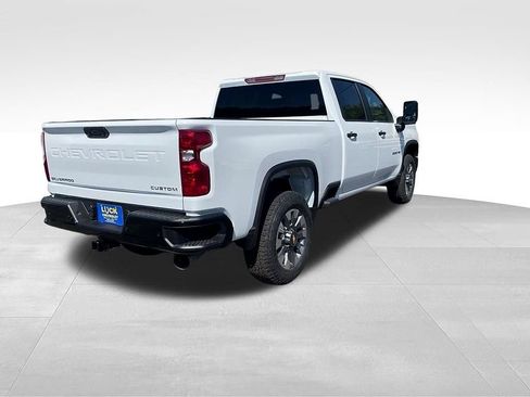 New 2026 Chevrolet Silverado 2500 Custom w/ Custom Value Package AWD/4WD image 5