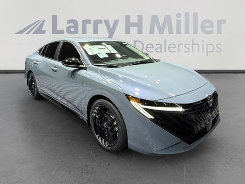 New 2026 Nissan Sentra SR w/ Floor Mat Package image 7