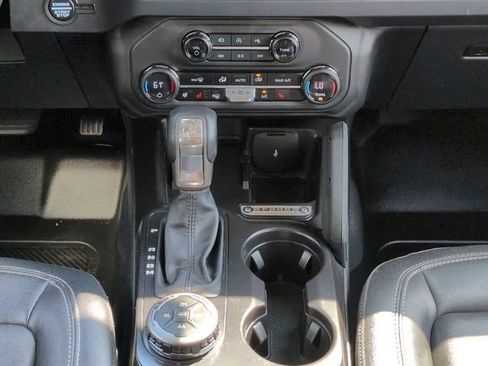 Used 2025 Ford Bronco Badlands AWD/4WD image 19