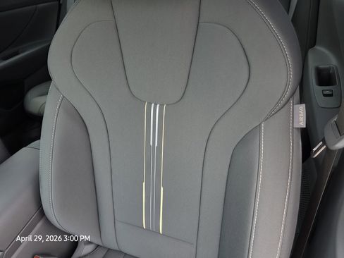 Certified 2025 Hyundai Elantra Sport FWD image 13