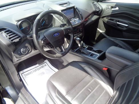Used 2017 Ford Escape Titanium AWD/4WD image 5