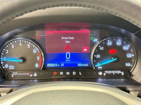 Used 2023 Ford Explorer XLT w/ Equipment Group 202A RWD image 12