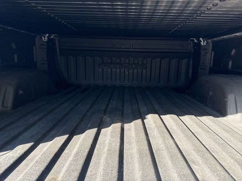 Used 2024 GMC Sierra 1500 AT4X image 14