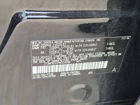 Used 2017 Toyota RAV4 XLE FWD image 14
