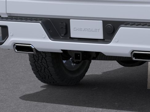 New 2026 Chevrolet Silverado 1500 High Country w/ Technology Package AWD/4WD image 14