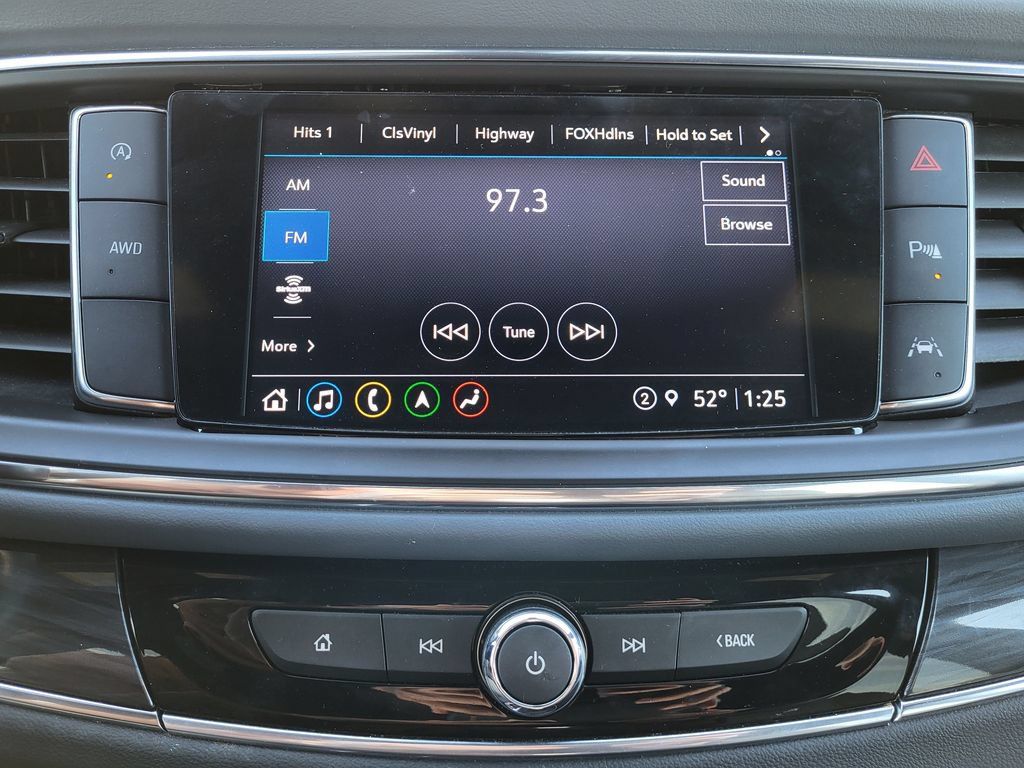 Used 2024 Buick Enclave Premium AWD/4WD image 12