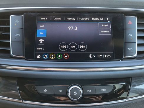Used 2024 Buick Enclave Premium AWD/4WD image 12