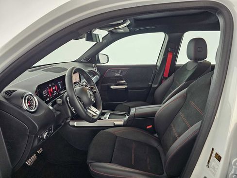 Certified 2025 Mercedes-Benz GLB 35 AMG 4MATIC image 21