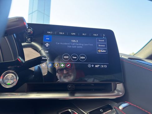 Used 2022 Chevrolet Corvette Stingray Coupe w/ 1LT image 18