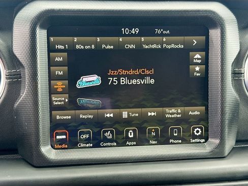 Used 2023 Jeep Wrangler Unlimited Sahara w/ Cold Weather Group image 16