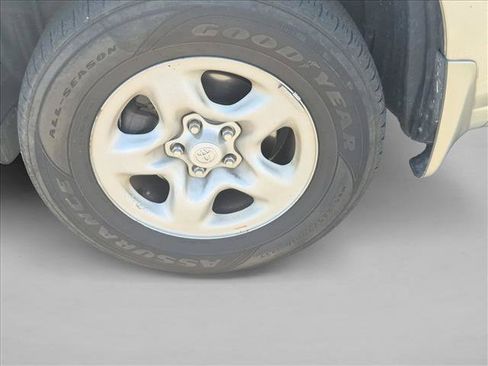 Used 2006 Toyota Highlander 2WD V6 image 15