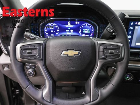 Used 2023 Chevrolet Silverado 1500 LT AWD/4WD image 10