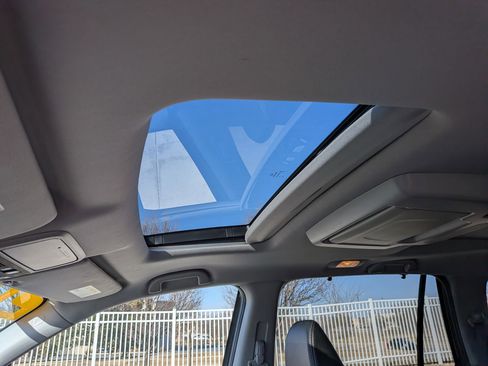 Certified 2020 Honda Pilot Elite image 13