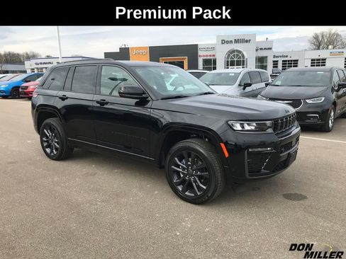 New 2026 Jeep Grand Cherokee Limited Reserve image 3