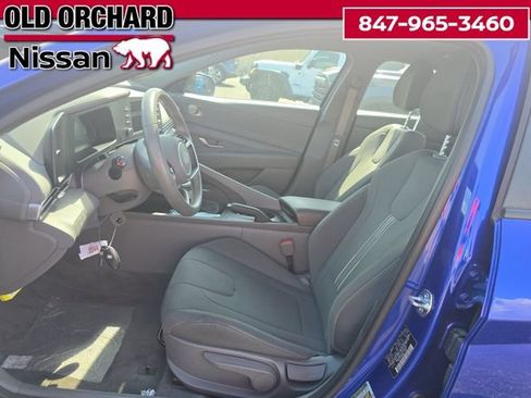 Used 2025 Hyundai Elantra Sport FWD image 6