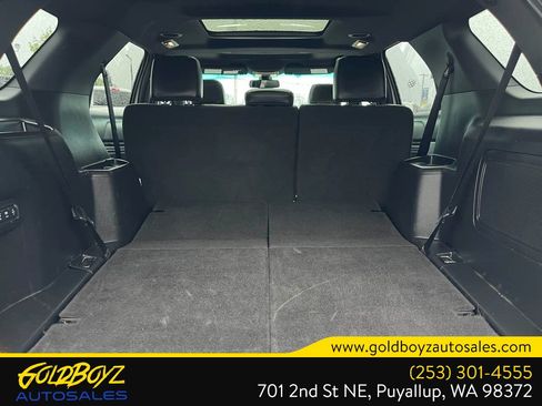 Used 2017 Ford Explorer Limited w/ Equipment Group 301A AWD/4WD image 29