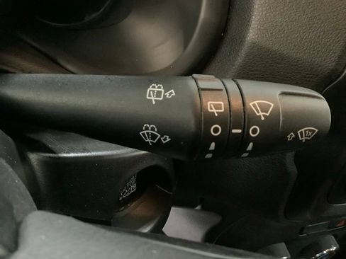 Used 2019 Jeep Renegade Sport AWD/4WD image 28