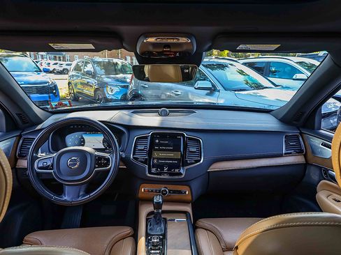 Used 2018 Volvo XC90 T6 Inscription w/ Convenience Package AWD/4WD image 19