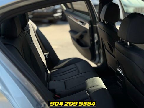Used 2018 BMW 530e w/ Premium Package 2 RWD image 14
