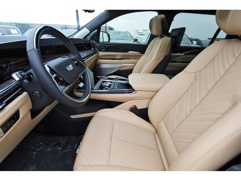 New 2026 Cadillac Escalade IQL Luxury image 6