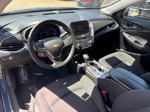 Used 2024 Chevrolet Malibu LT FWD image 19