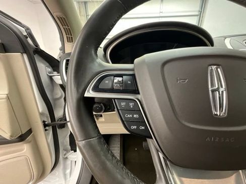 Used 2020 Lincoln Nautilus FWD w/ Equipment Group 101A image 16