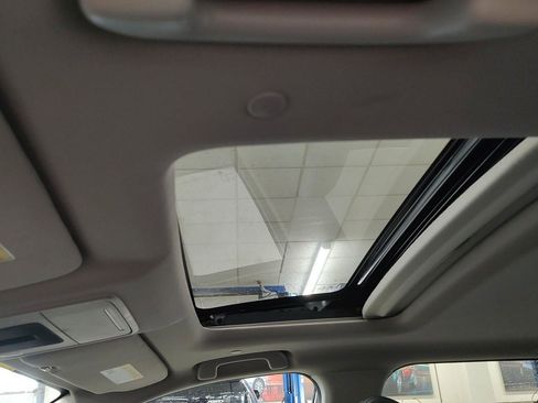 Used 2023 Honda CR-V EX-L image 6