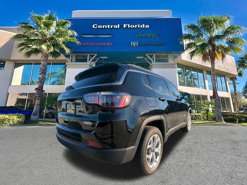 New 2026 Jeep Compass Latitude image 5