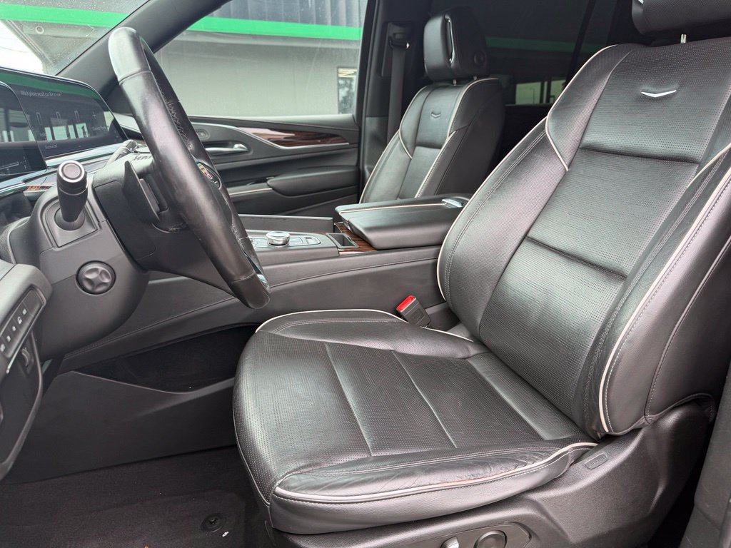 Used 2023 Cadillac Escalade ESV Premium Luxury AWD/4WD image 14