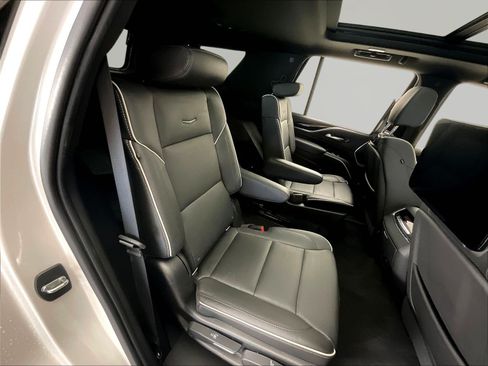 Used 2021 Cadillac Escalade Sport AWD/4WD image 25