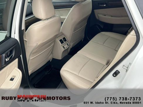 Used 2018 Subaru Outback 3.6R Limited AWD/4WD image 19