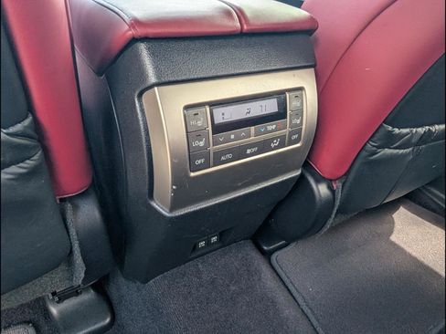 Used 2021 Lexus GX 460 Luxury w/ Sport Design Package AWD/4WD image 19