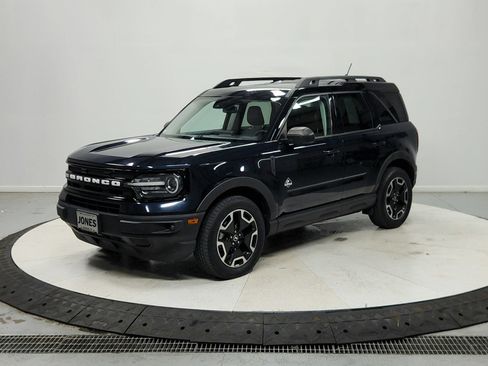 Used 2022 Ford Bronco Sport Outer Banks AWD/4WD image 4