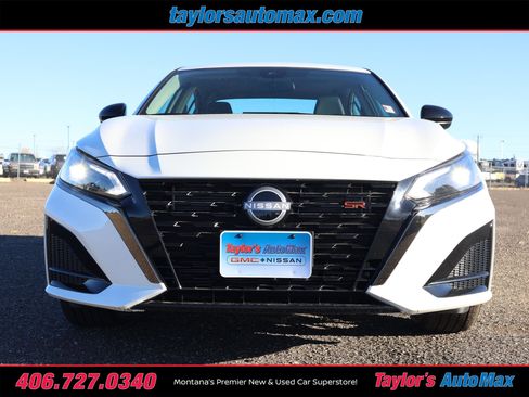 New 2025 Nissan Altima 2.5 SR w/ SR Premium Package image 32