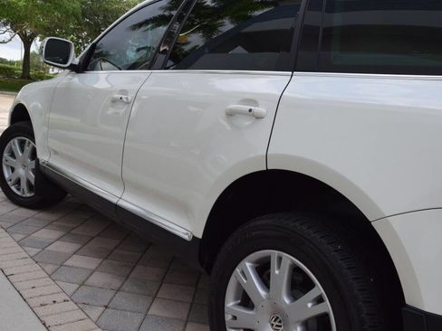 Used 2006 Volkswagen Touareg V10 TDI AWD/4WD image 25