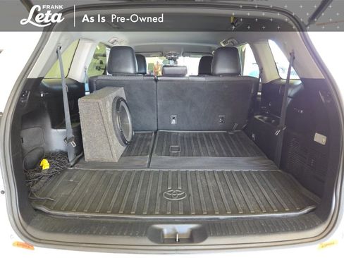 Used 2017 Toyota Highlander Plus image 23