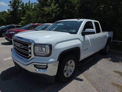 Used 2018 GMC Sierra 1500 SLE w/ SLE Value Package RWD image 1