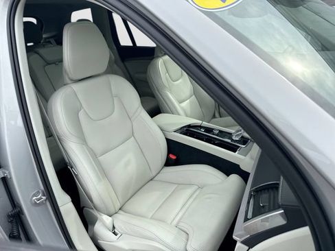 Certified 2025 Volvo XC90 T8 Ultra w/ Protection Package Premier AWD/4WD image 30