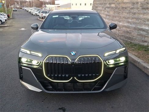 New 2026 BMW 740i xDrive 740i xDrive image 2