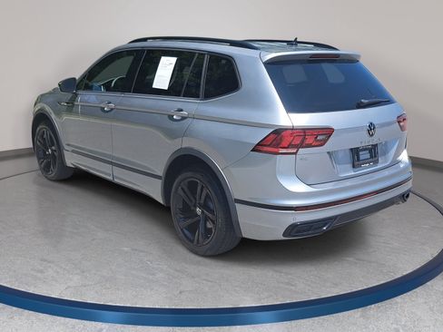Certified 2023 Volkswagen Tiguan SE R-Line FWD image 7