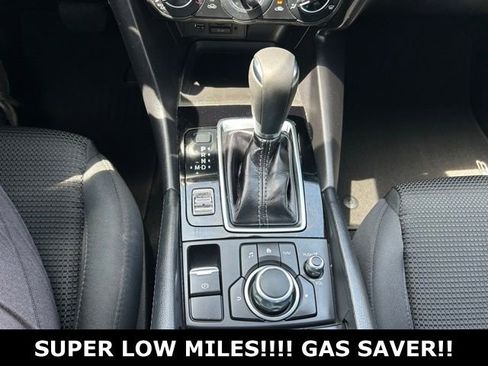 Used 2018 MAZDA MAZDA3 Sport w/ Preferred Equipment Package FWD image 24