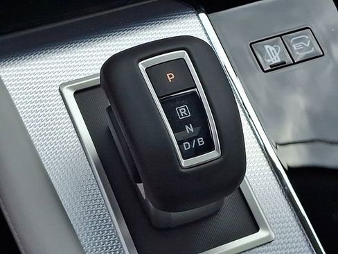 New 2025 Mitsubishi Outlander SEL image 11