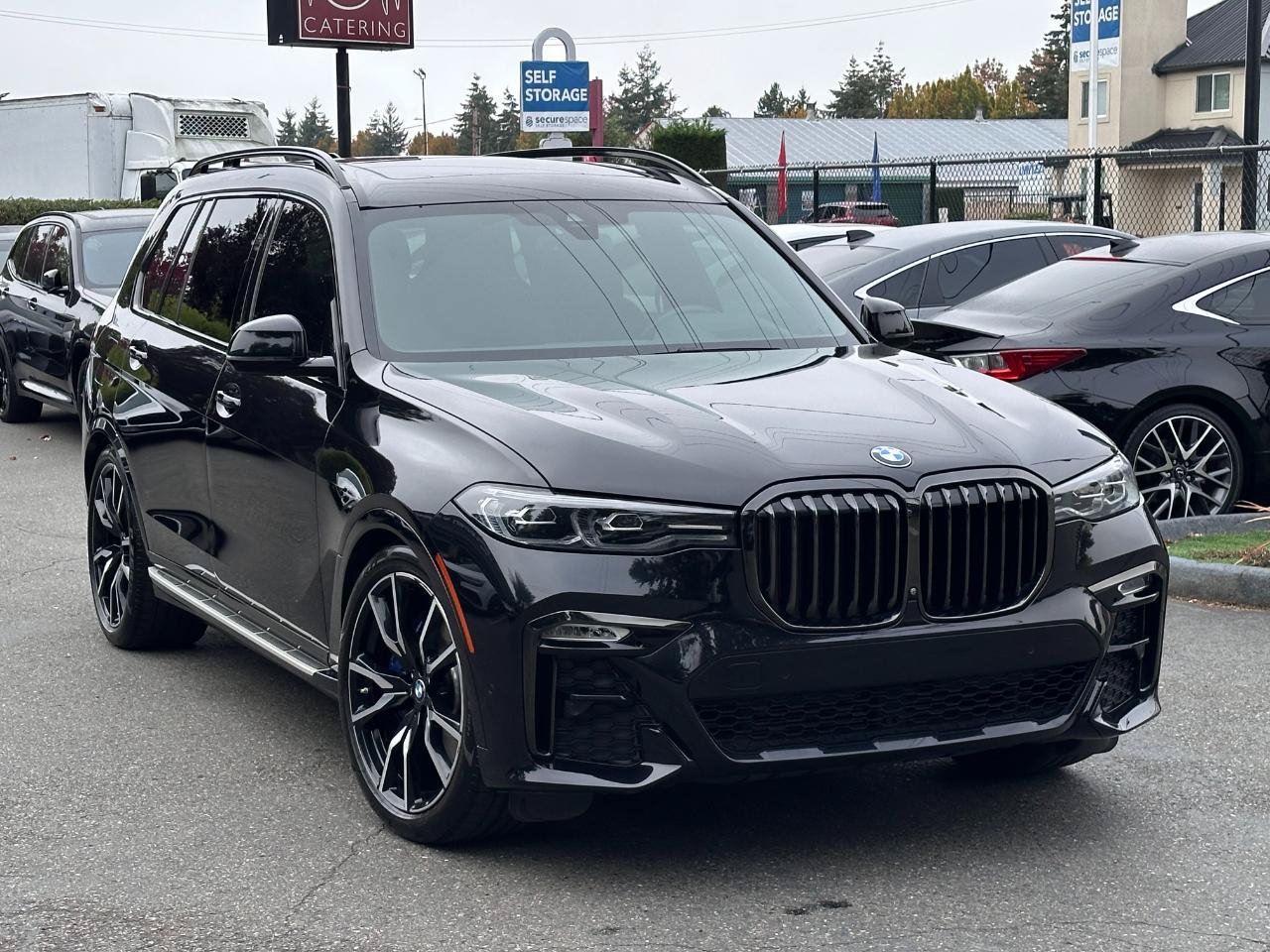 Used 2021 BMW X7 xDrive40i w/ M Sport Package AWD/4WD image 35