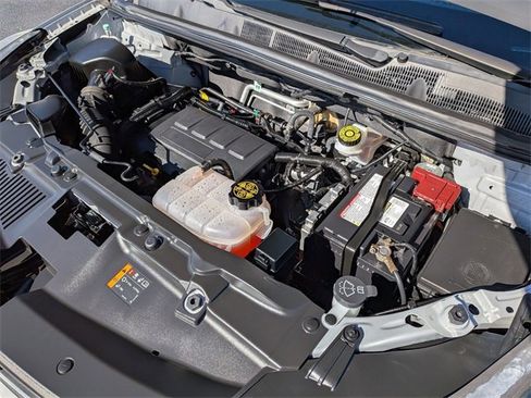 Used 2020 Chevrolet Trax LT w/ Driver Confidence Package image 38