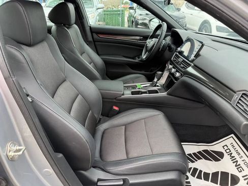 Used 2019 Honda Accord Sport image 16